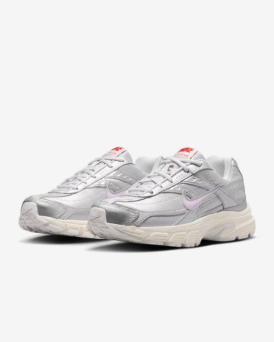 NIKE INITIATOR