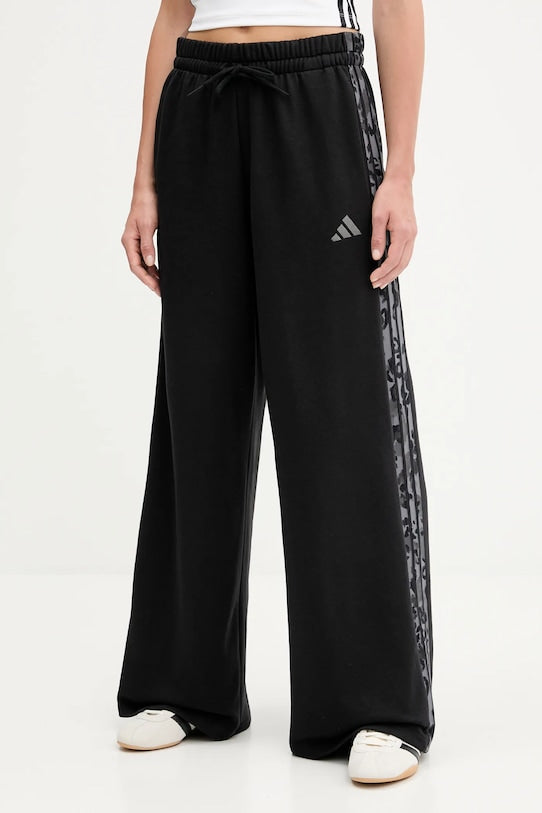 Pantaloni con orlo aperto e 3 strisce con stampa animalier