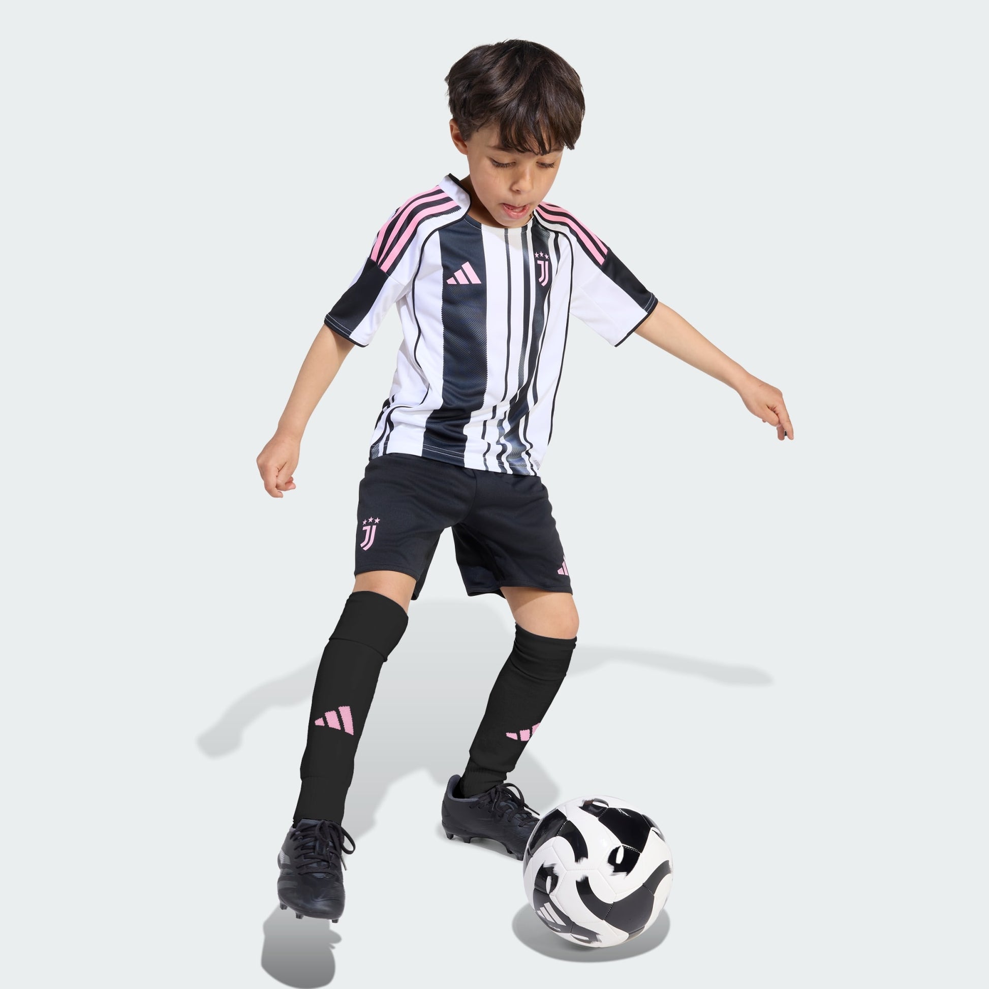 Kit Home 25/26 Mini Juventus