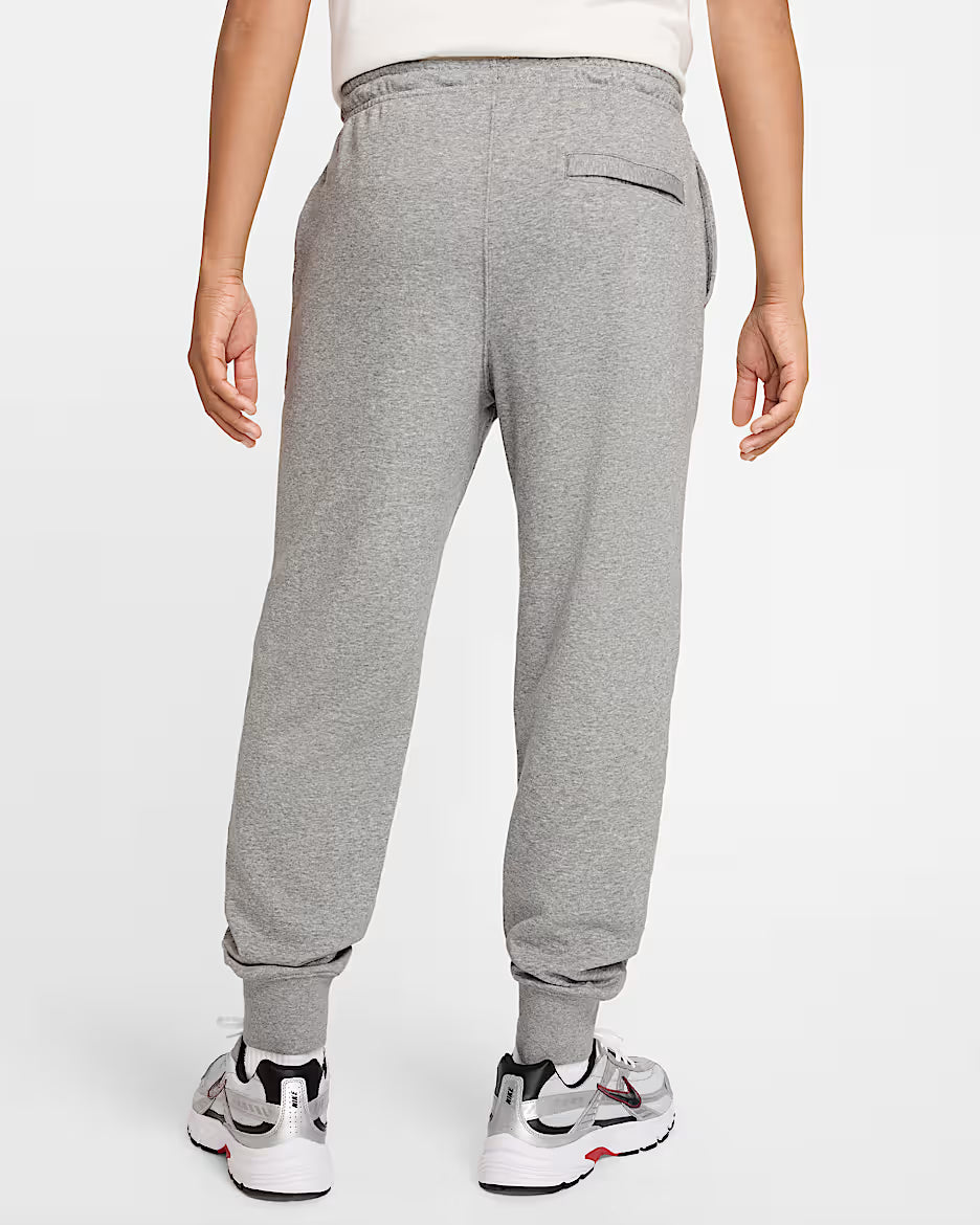 Nike Club Pantaloni Jogger in French Terry
