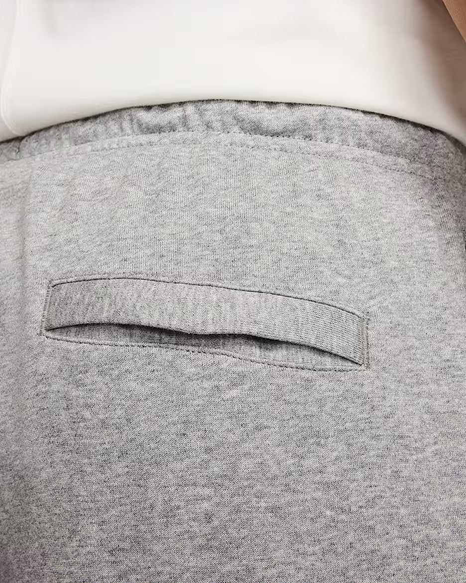 Nike Club Pantaloni Jogger in French Terry