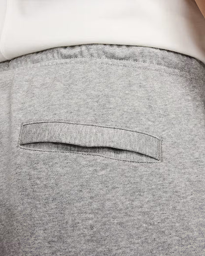 Nike Club Pantaloni Jogger in French Terry