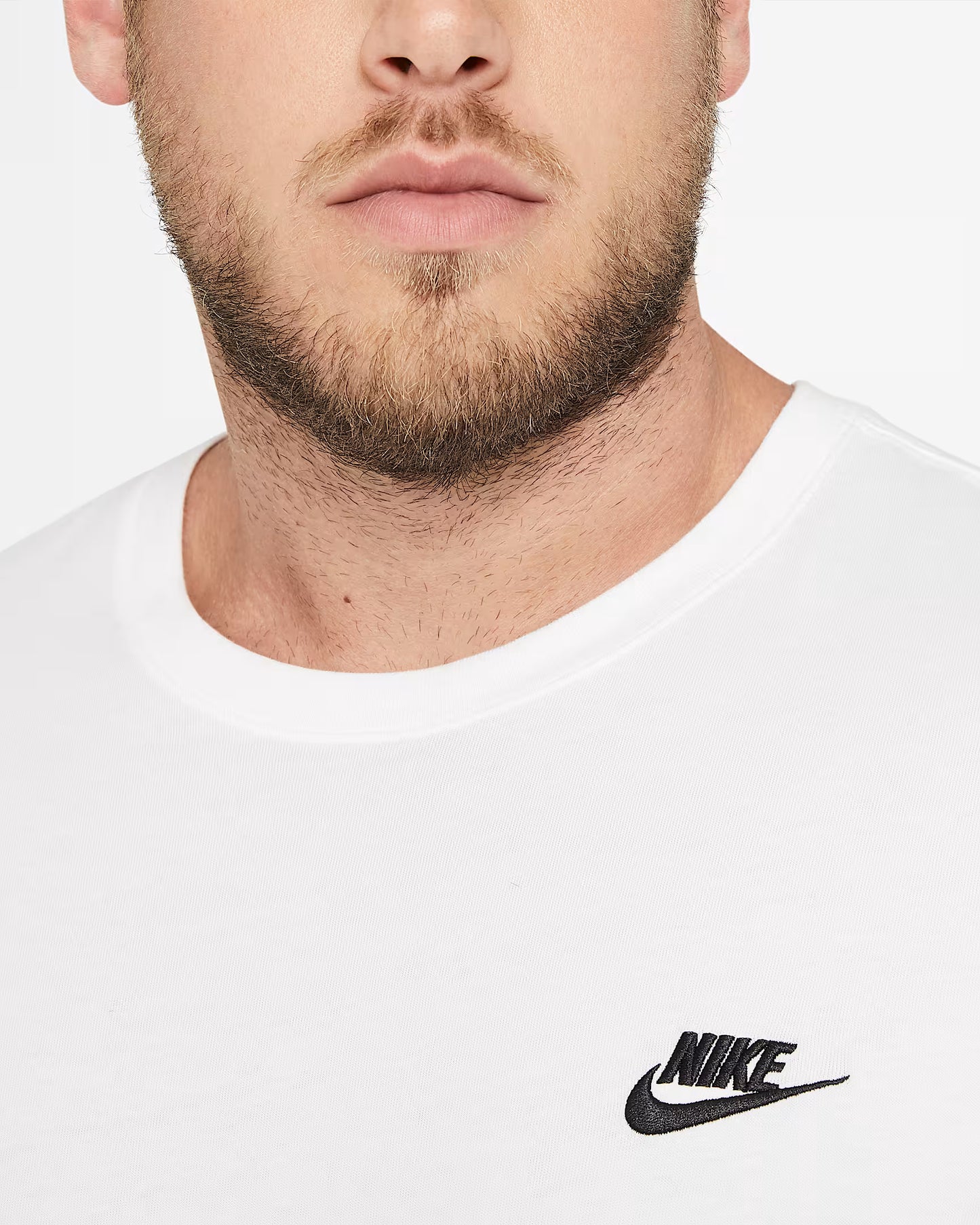 NIKE CLUB TEE T- SHIRT
