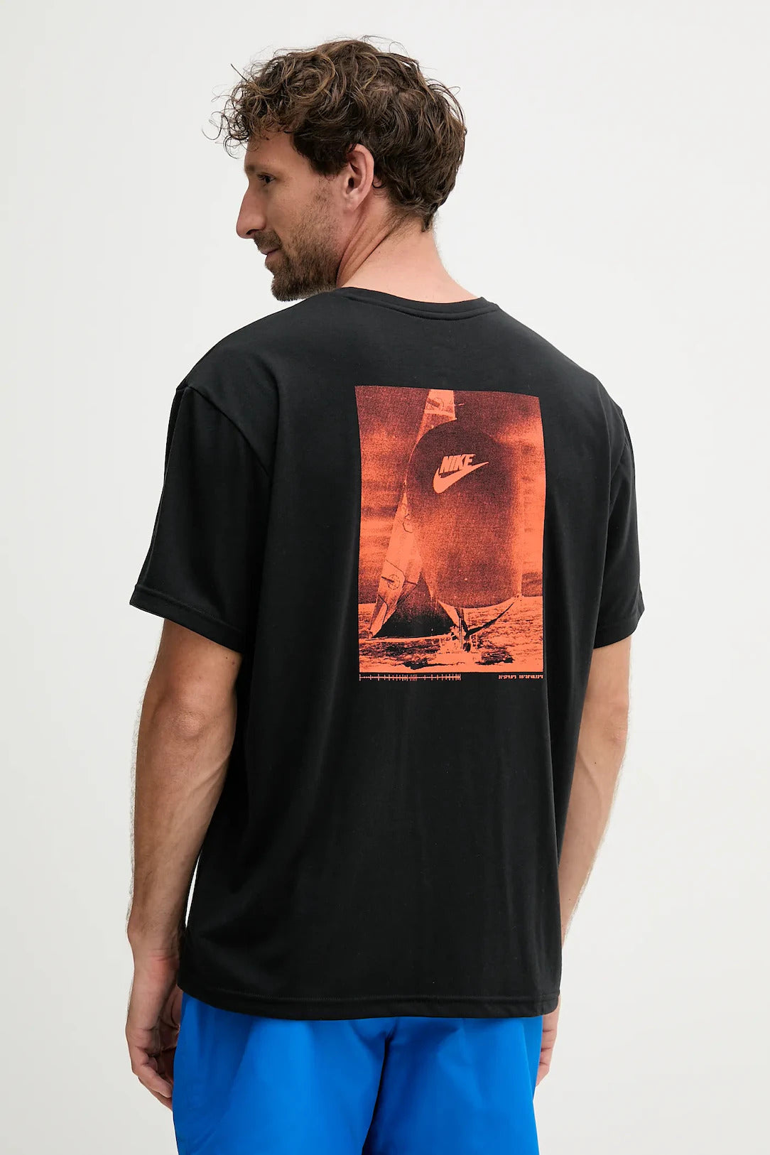 Nike Swim T-SHIRT Hydroguard Tecnologia Dri-FIT e protezione UV