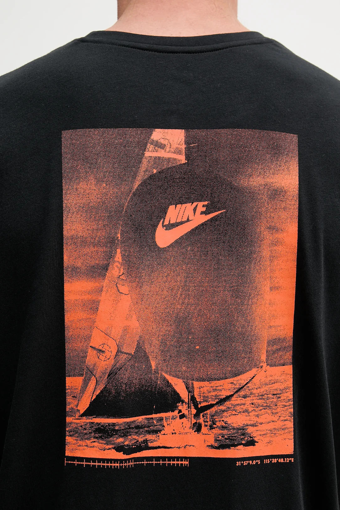 Nike Swim T-SHIRT Hydroguard Tecnologia Dri-FIT e protezione UV