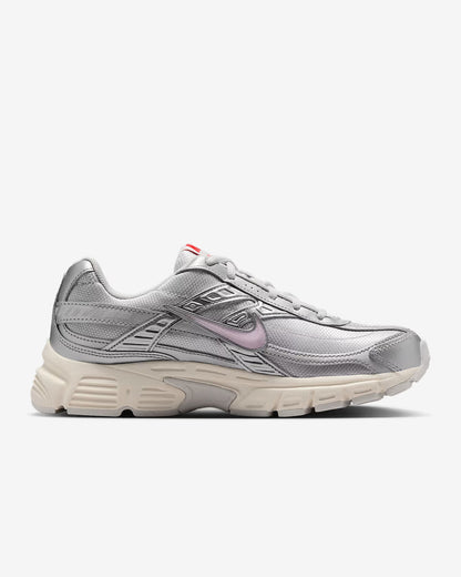 NIKE INITIATOR
