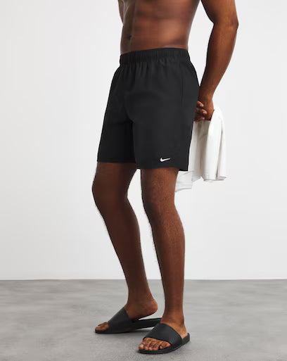 Nike Essential 7'' Short