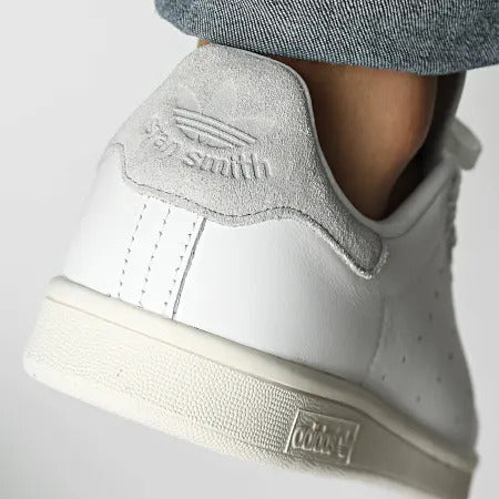 STAN SMITH