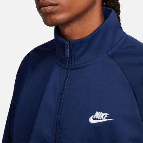 Tuta Nike Club in maglia di poliestere