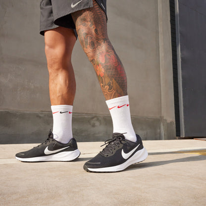 SCARPA NIKE REVOLUTION 7 FB2207